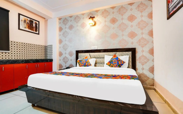 OYO Townhouse 1077 Hotel travel time