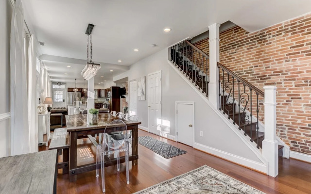 Luxury Home Steps From Convcenter&stadiums&harbor