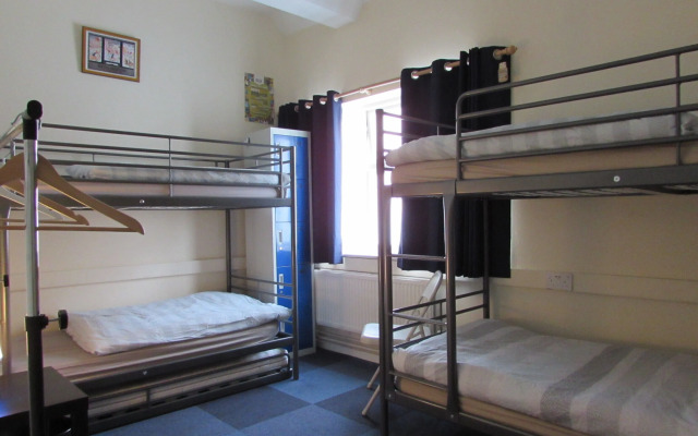 Hull Trinity Backpackers