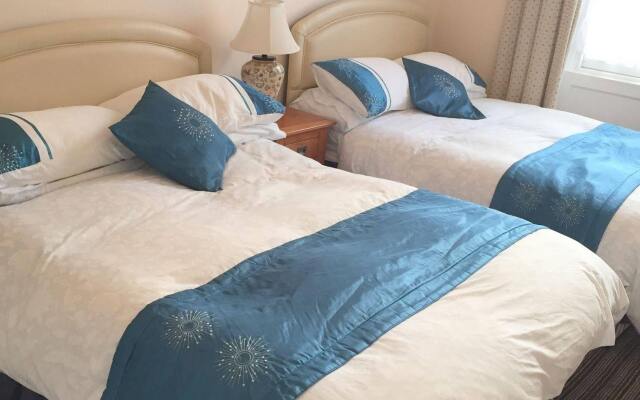 Tania Guest House