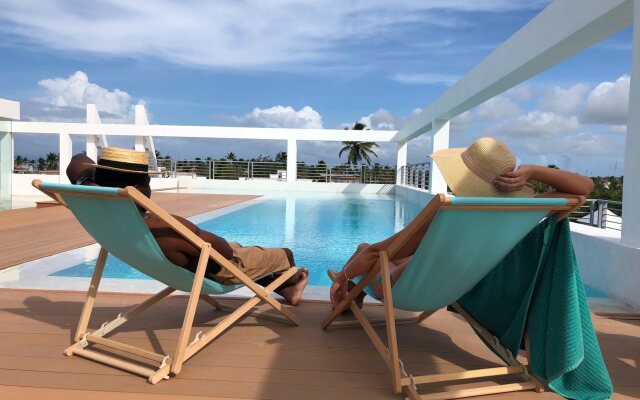 Ducassi Suites Beach Club & Spa ROOFTOP POOL