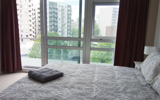 Luxury Apartment at Hobson Gardens