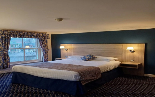 Queens Hotel