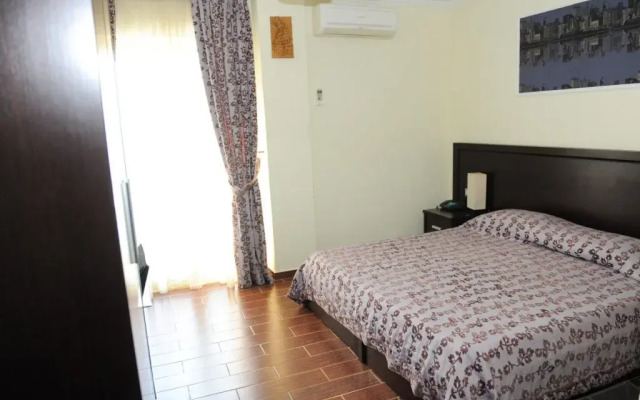 Hotel Leonardo