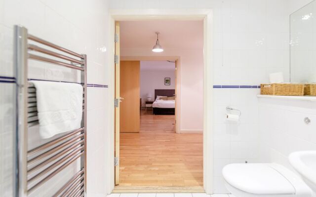 The Bateman's Shoreditch 2 Bed Flat by BaseToGo