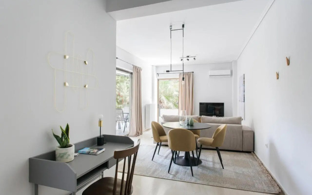 Pleasant 2BR Apartment near HELEXPO by UPSTREET