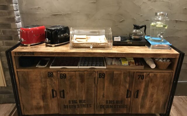 Talmud Business Hotel - Wu Quan