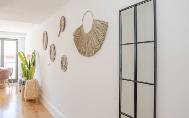 Liiiving - Flores Design Experience 4.5