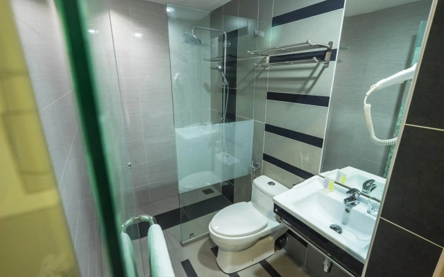 Indra Hotel