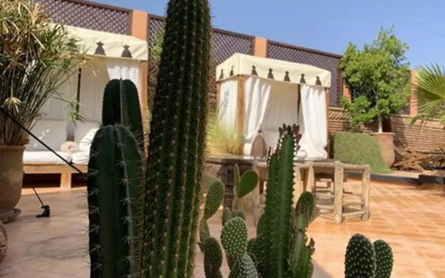 OYO 6706 Hotel New Sunder Residency