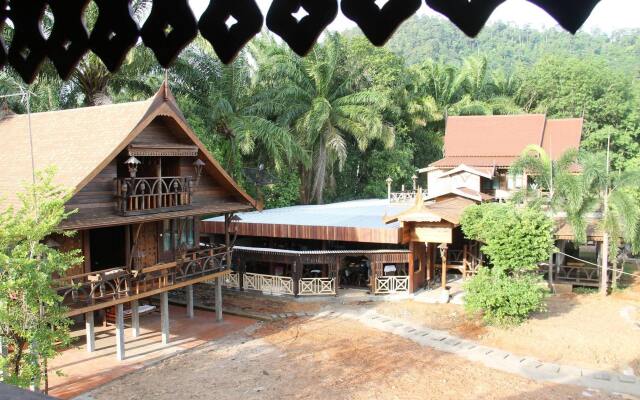 Boutique Village Hostel