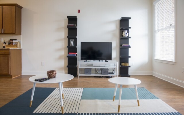 Wesley Heights Studio 1 BR Apts by Frontdesk