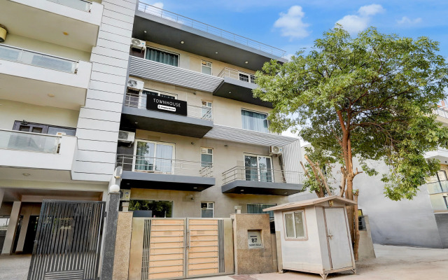 Super Townhouse Sector 53 Golf Course Road