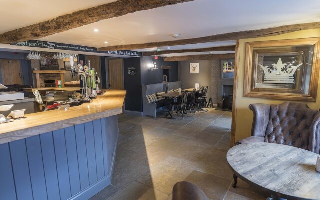 The New Crown Inn
