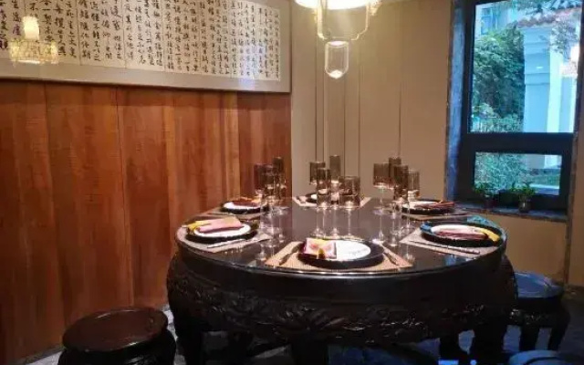 Yingkou Erya East B&B