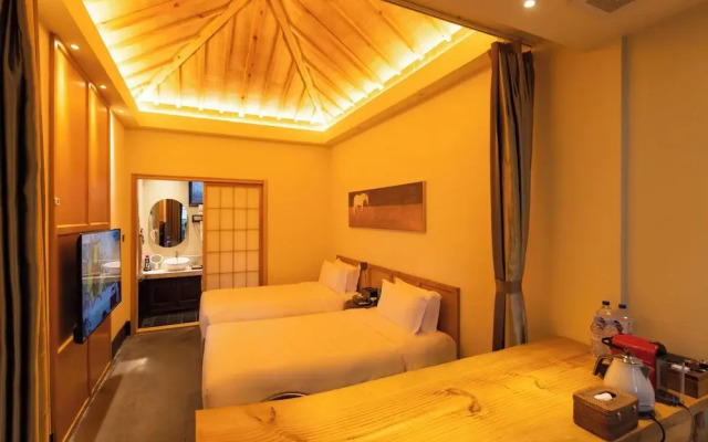 YiPiao Courtyard Hot Spring Resort Xiaotangshan Beijing