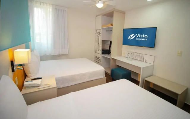 Vista Express Guadalajara Expo SureStay Collection by BW
