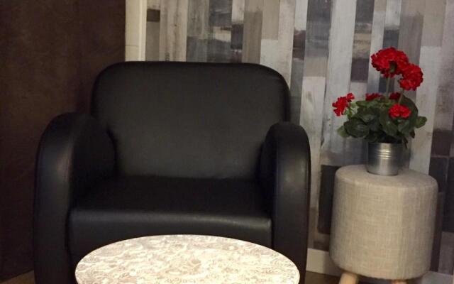 Skysea Malaga Centro frente al Rio