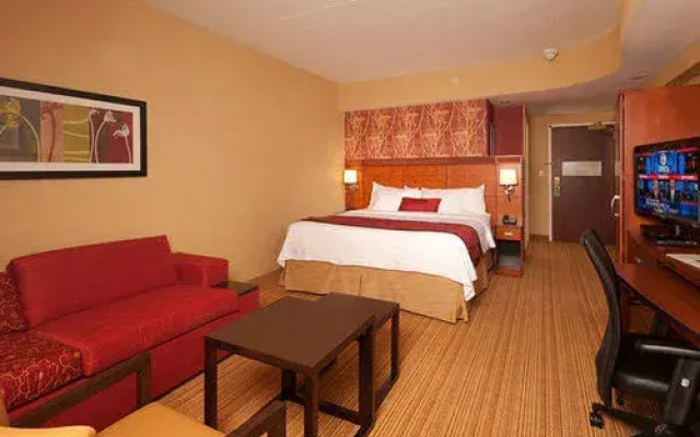 Courtyard Boston Waltham