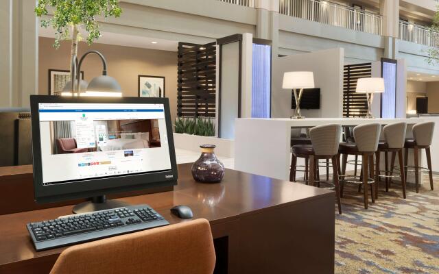 Embassy Suites by Hilton Chicago Lombard Oak Brook