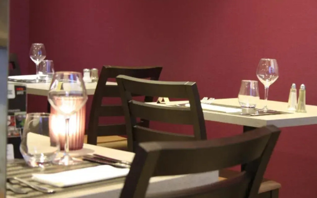 Brit Hotel Tours Sud - Le Cheops