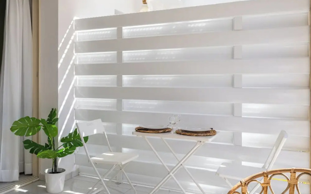 Sunstone- Cozy Studio in Larnaca Terrace