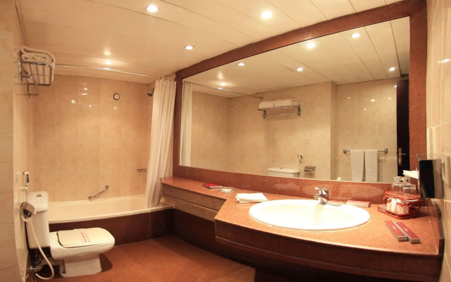 Pyramisa Suites Hotel Cairo