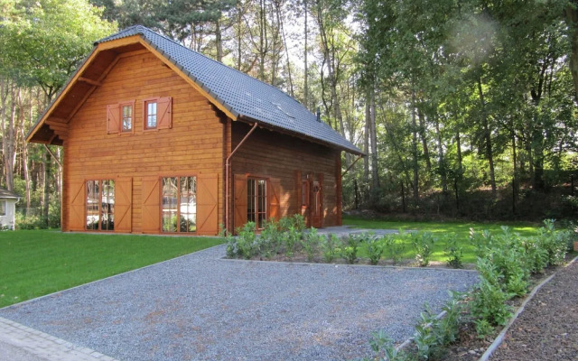 Wooden Holiday Home Near Brunssummerheide