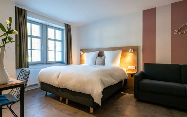 coucou Hotel