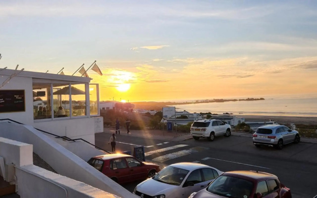 Paternoster Lodge