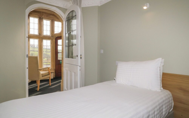 Harcombe House Rooms Accessible Ground Floor Twin