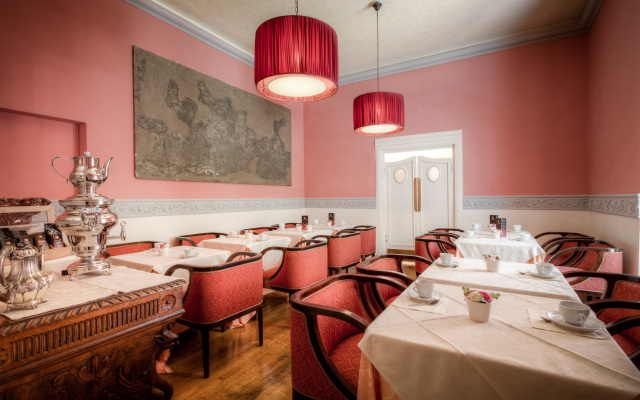 Palazzo dal Borgo Hotel