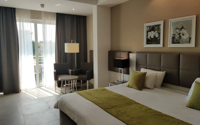Salini Resort