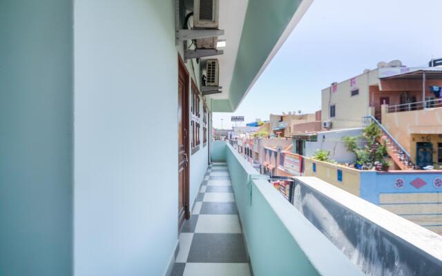 OYO 46874 Modern Guest House