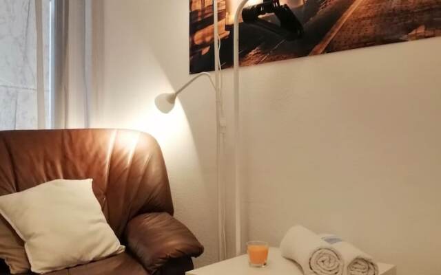 Charming 53 Rooms in Cacilhas - Hostel