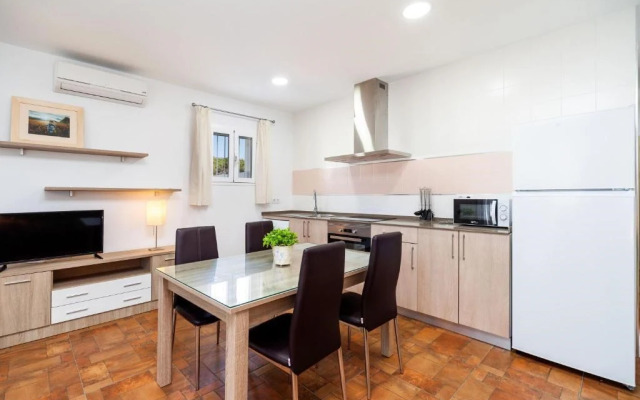 La Granja - SOLO MAYORES DE 25 AÑOS