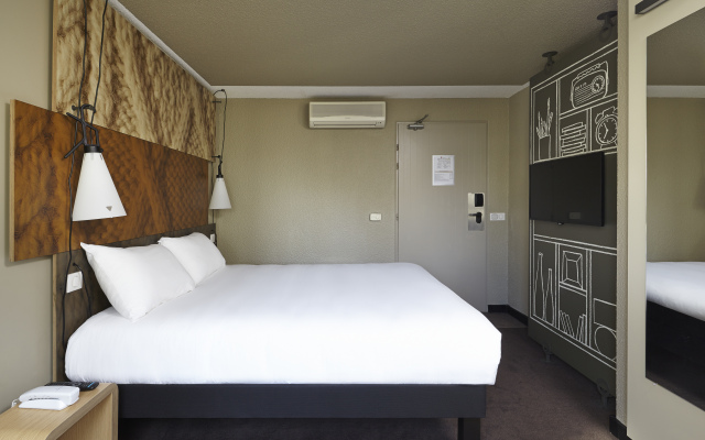 ibis Marne La Vallee Champs