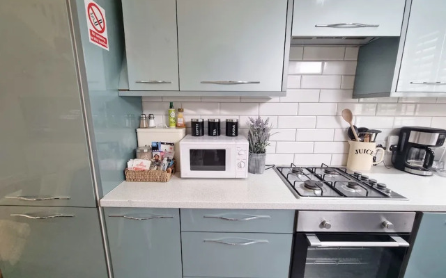 4Bed 3Bath - 8min to London Bridge