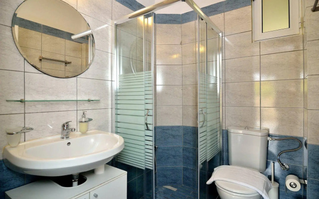 Stamatakis Boutique Studios