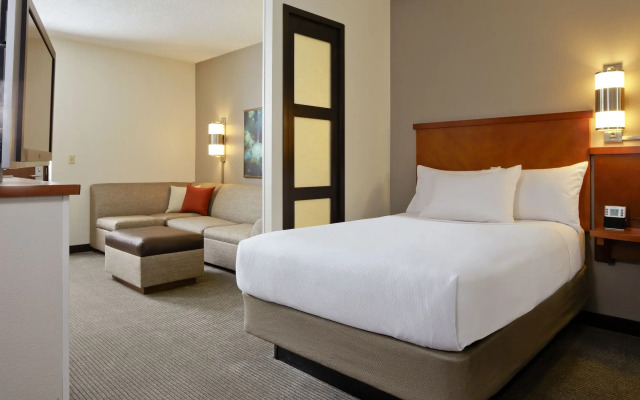Hyatt Place across from Universal Orlando Resort