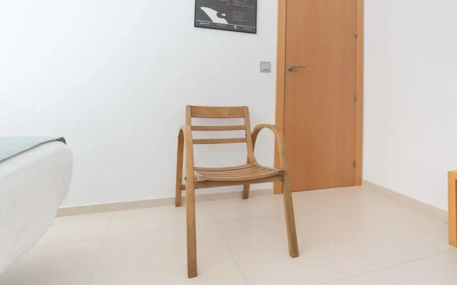 Pedregalejo: Cozy Apartment Front Of The Beach