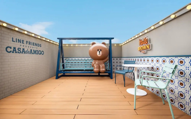 Line Friends Presents Casa De Amigo