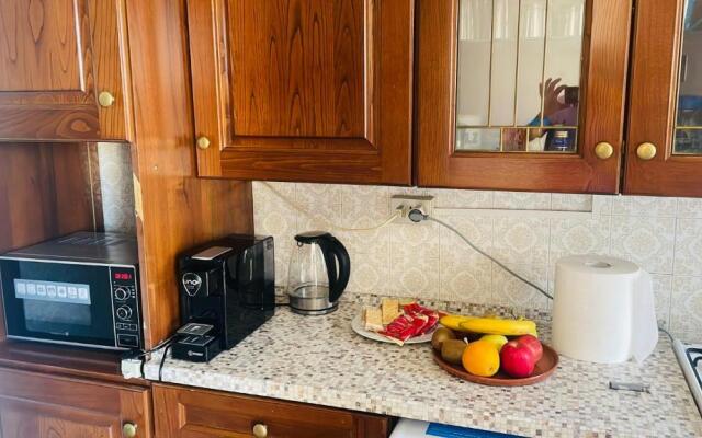 Cozy 2-bedrooms Apartment Fully-equipped Kitchen