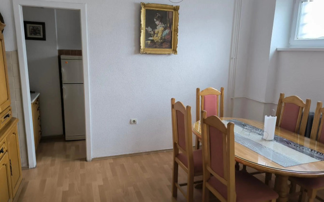 Trosoban stan u Zenici