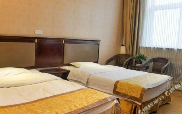 Puguo Business Hotel