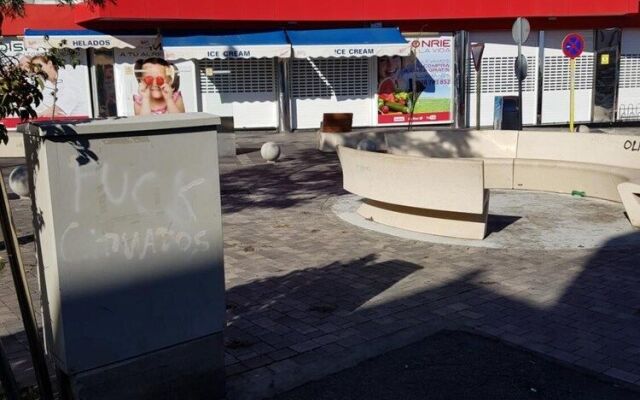 Low Cost Rooms Las Llaves 4