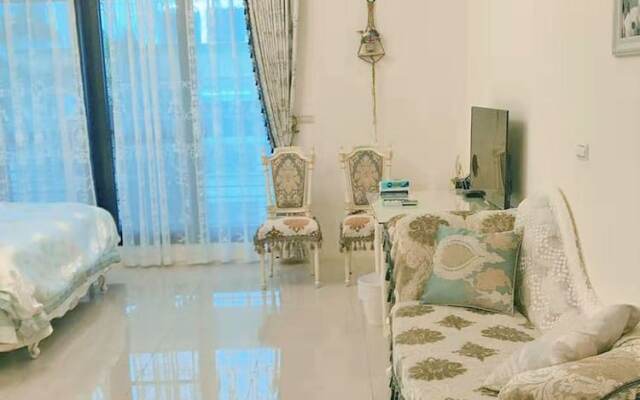 Forest Deer Black Tea Homestay