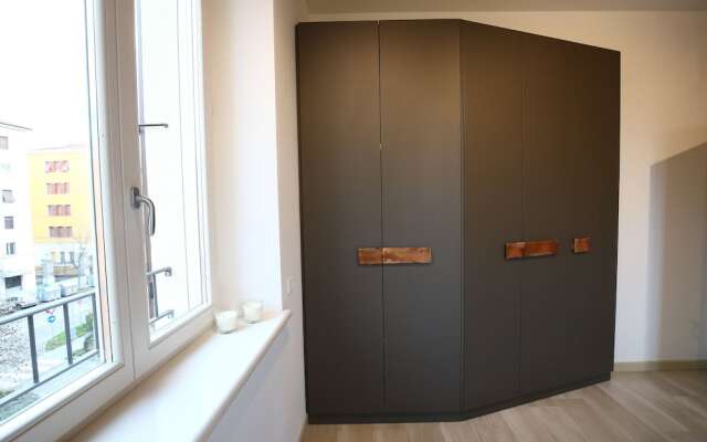 Emilia Suite Home