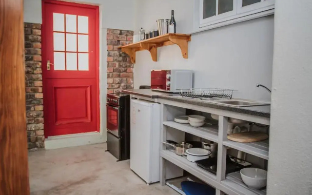 Aan de Oever Guesthouse