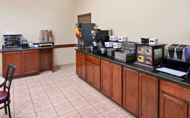 Americas Best Value Inn & Suites San Benito
